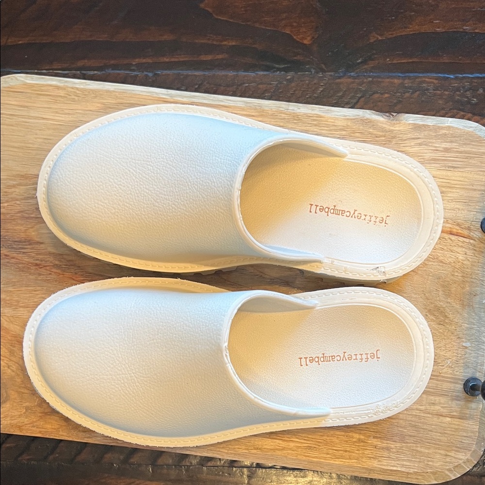 Jeffrey Campbell Cream Platform Clog Mules - Picture 2 of 7